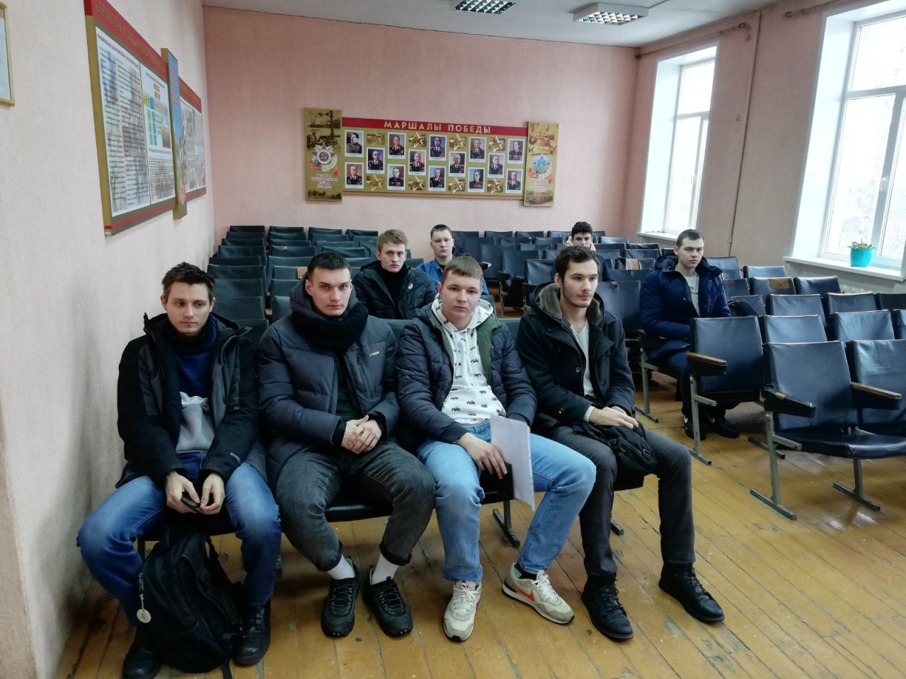 IMG-d10523f13478dd554754e0922a20f54c-V