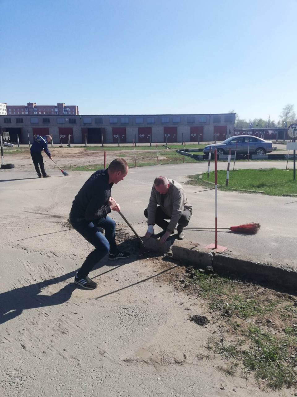 IMG-f715ff28e927bcef86fcfcb3df6acc28-V